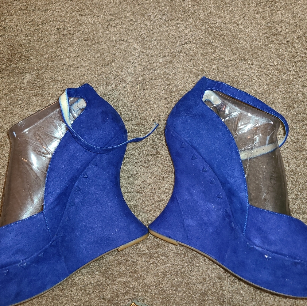 Wedge Heels - image 4